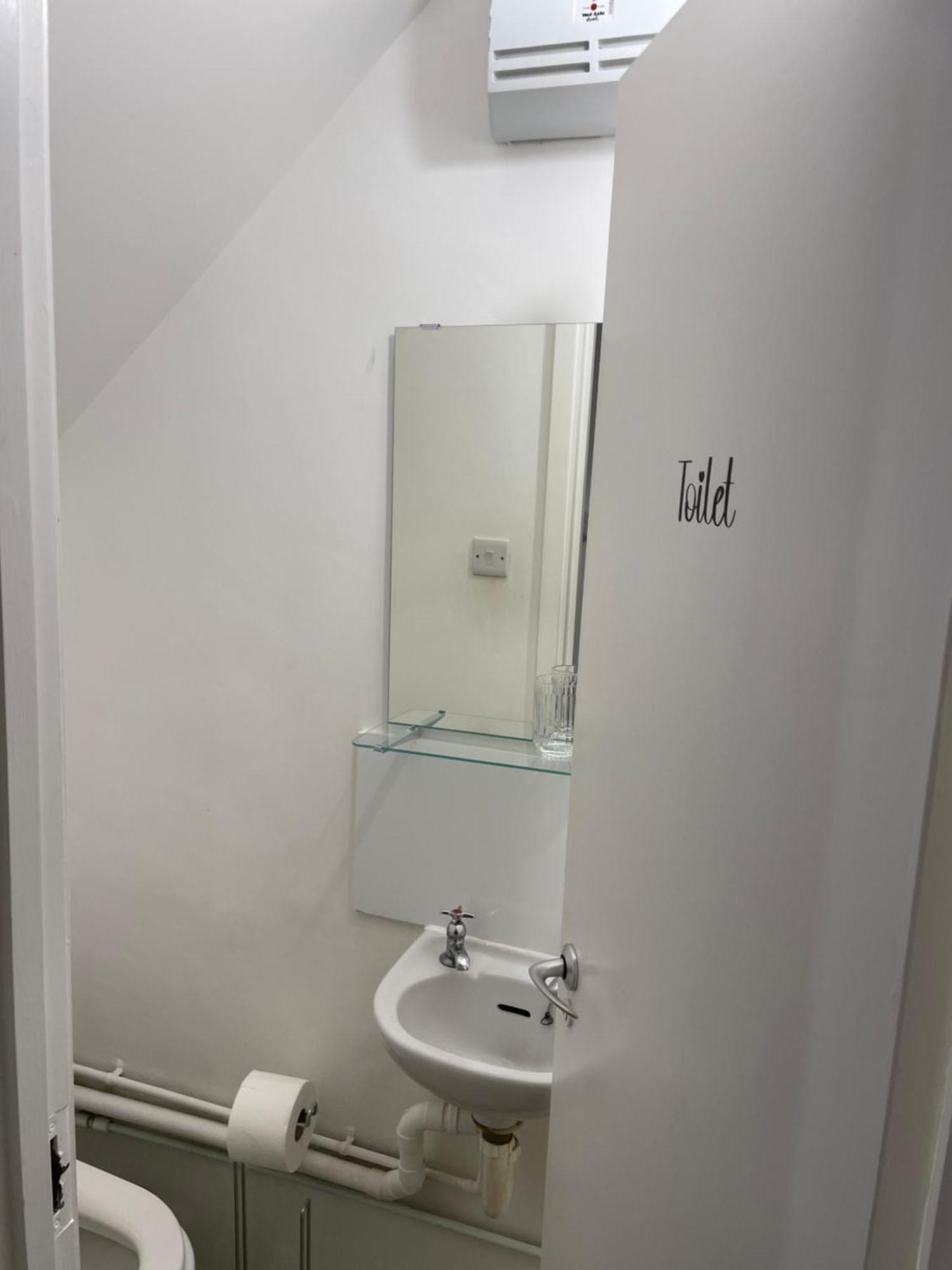 Lovely Triple And Quadruple Rooms In Euston & Square In Central Londres Exterior foto