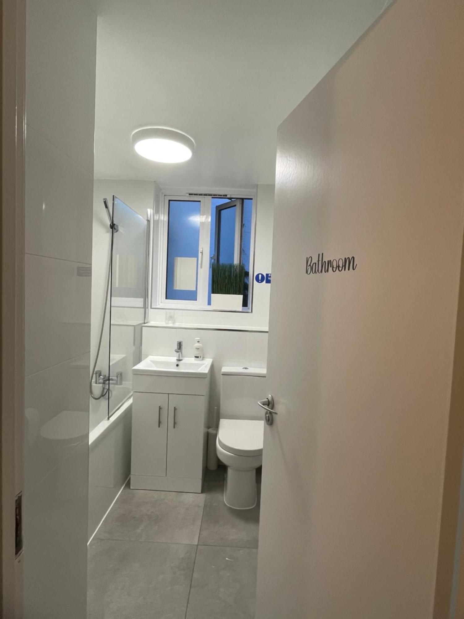 Lovely Triple And Quadruple Rooms In Euston & Square In Central Londres Exterior foto