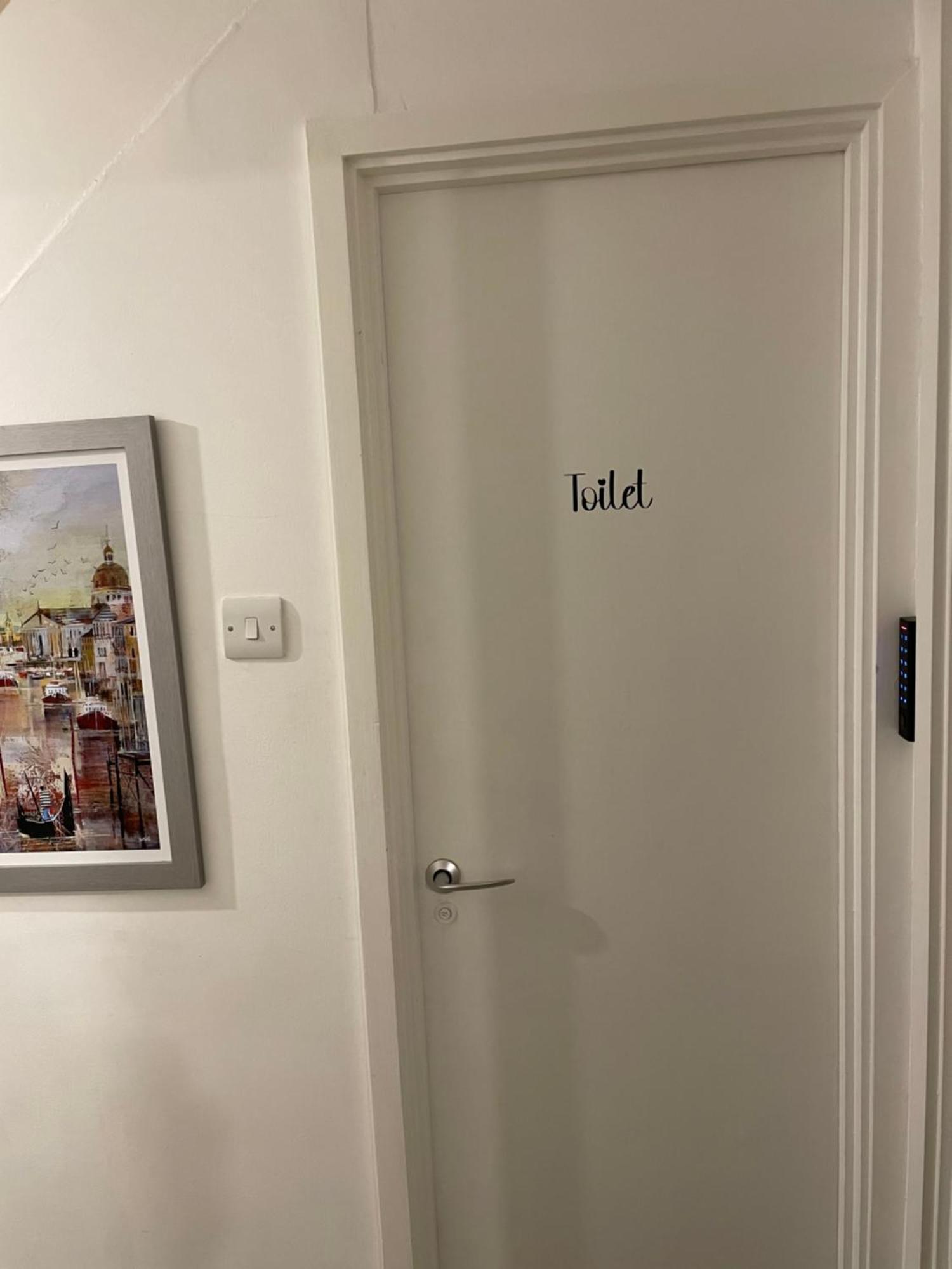 Lovely Triple And Quadruple Rooms In Euston & Square In Central Londres Exterior foto